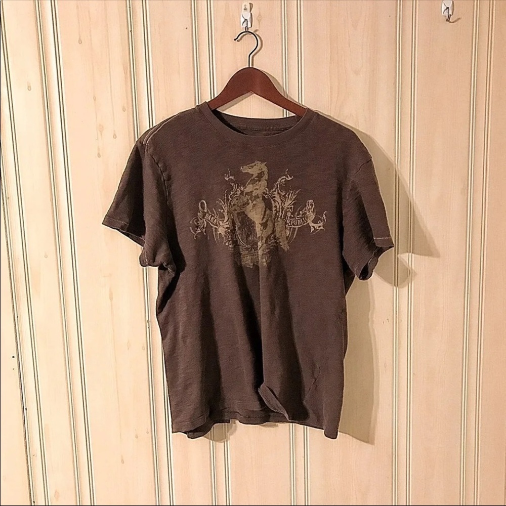 👍 SOLD👍 Banana Republic T-Shirt